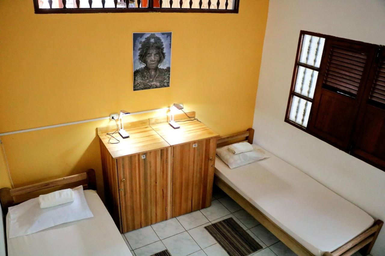 The Amazon Within Hostel Iquitos Exterior photo